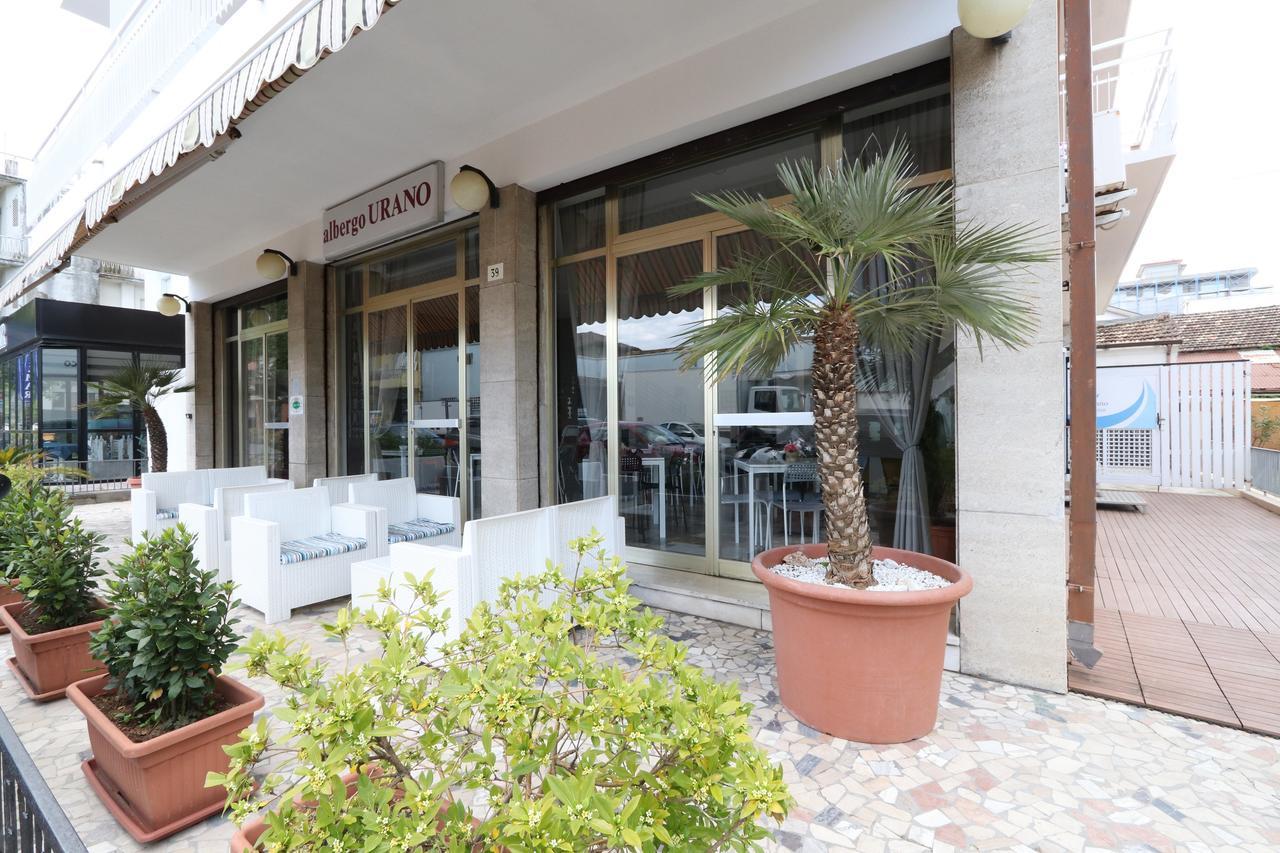 Hotel Urano Cattolica Exterior photo